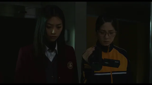 Hình ảnh phim Gái Ngố Gặp Ma Lầy trên PhimMoiHot Hình ảnh phim Gái Ngố Gặp Ma Lầy trên PhimMoiHot