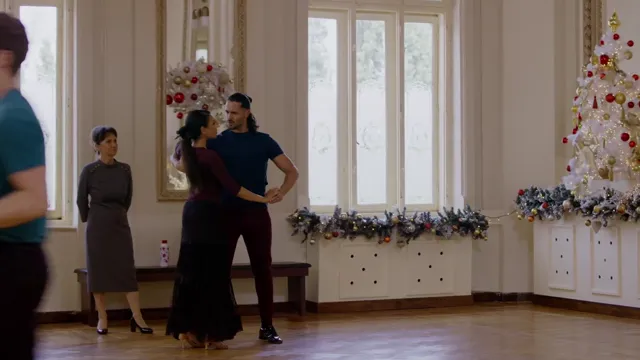 Điệu Waltz Giáng Sinh Ở Paris 2023 Vietsub HD - PhimMoiHot Điệu Waltz Giáng Sinh Ở Paris 2023 Vietsub HD - PhimMoiHot
