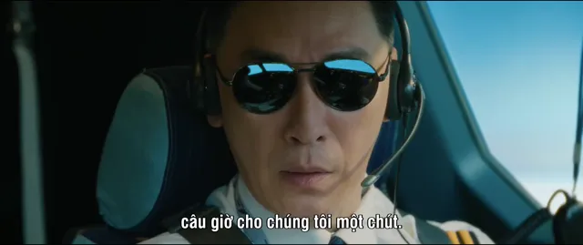 Hình ảnh phim Đôi Cánh Kinh Hoàng trên PhimMoiHot Hình ảnh phim Đôi Cánh Kinh Hoàng trên PhimMoiHot