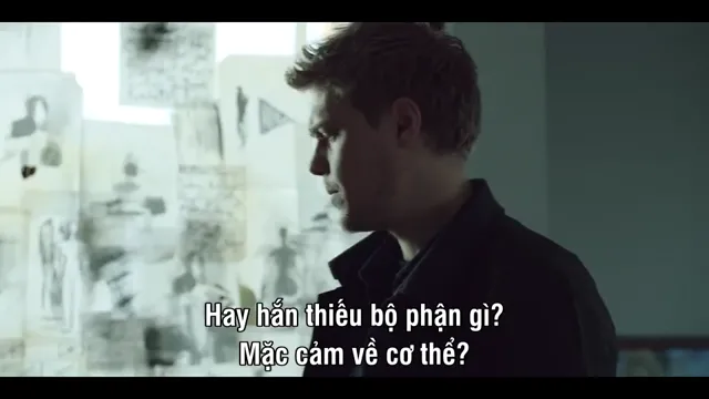 Hình ảnh phim Máu Tà Ác: Đỏ trên PhimMoiHot Hình ảnh phim Máu Tà Ác: Đỏ trên PhimMoiHot