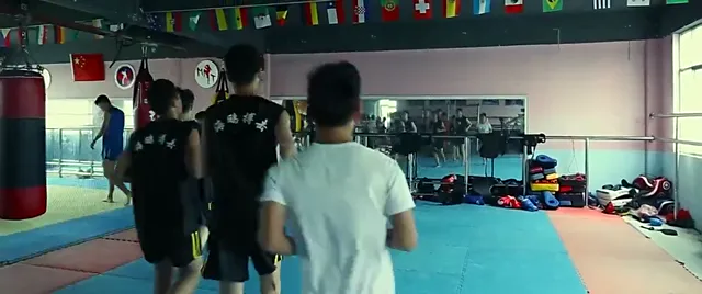 Xem phim Vật lộn đến cùng Vietsub HD tại PhimMoiHot Xem phim Vật lộn đến cùng Vietsub HD tại PhimMoiHot