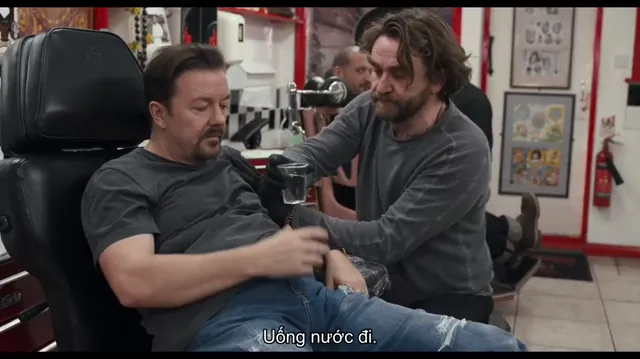 Hình ảnh David Brent: Cuộc đời trên xa lộ tập 1 trên PhimMoiHot Hình ảnh David Brent: Cuộc đời trên xa lộ tập 1 trên PhimMoiHot