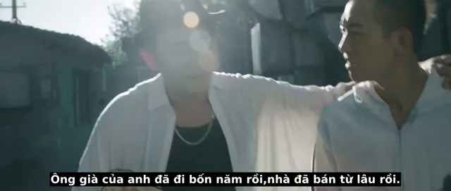 Hình ảnh Bom mật ong tập 1 trên PhimMoiHot Hình ảnh Bom mật ong tập 1 trên PhimMoiHot