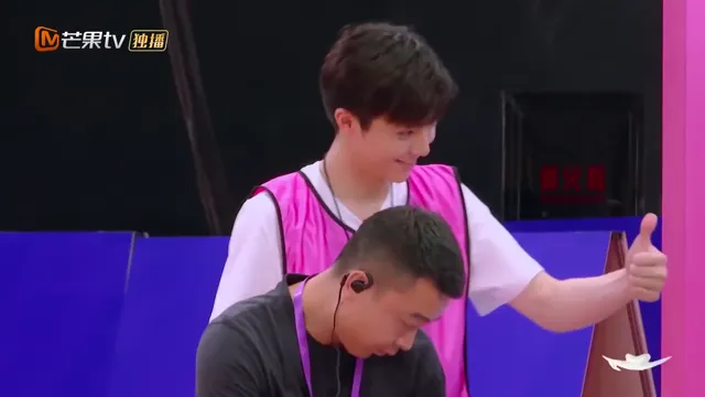 Xem Đại Hội Thể Thao Của Người Khổng Lồ Tí Hon tập 1 Vietsub tại PhimMoiHot Xem Đại Hội Thể Thao Của Người Khổng Lồ Tí Hon tập 1 Vietsub tại PhimMoiHot