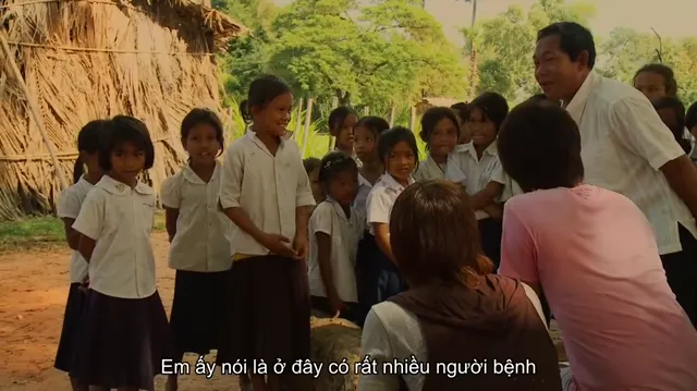 Hình ảnh phim Tuy không thể thay đổi thế giới, chúng tôi muốn xây một trường học ở Campuchia trên PhimMoiHot Hình ảnh phim Tuy không thể thay đổi thế giới, chúng tôi muốn xây một trường học ở Campuchia trên PhimMoiHot