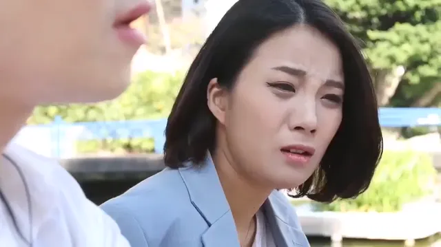 Nữ Phóng Viên Xinh Đẹp 2021 Vietsub HD - PhimMoiHot Nữ Phóng Viên Xinh Đẹp 2021 Vietsub HD - PhimMoiHot