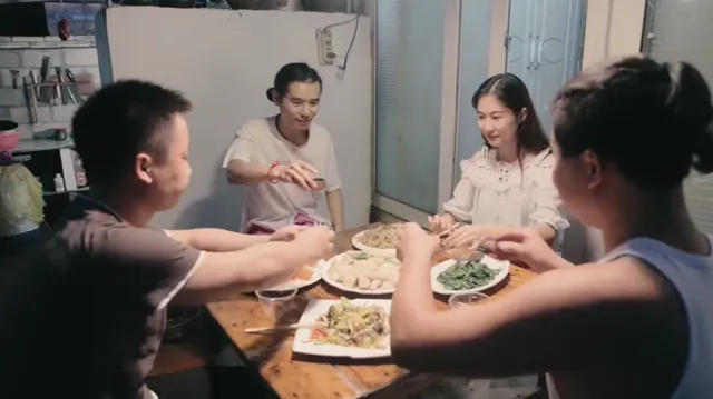 Xem phim Miền Đất Hứa Của Tình Yêu Vietsub HD tại PhimMoiHot Xem phim Miền Đất Hứa Của Tình Yêu Vietsub HD tại PhimMoiHot