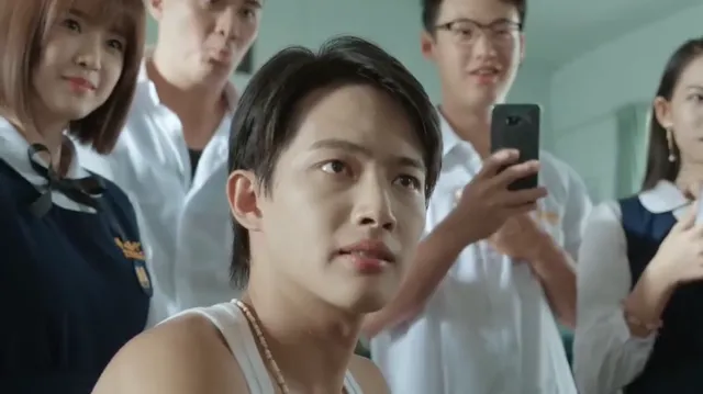 Xem phim Tuổi nổi loạn Vietsub HD tại PhimMoiHot Xem phim Tuổi nổi loạn Vietsub HD tại PhimMoiHot