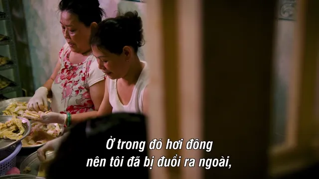 Hình ảnh Luke Nguyễn trên chuyến tàu Bắc Nam tập 2 trên PhimMoiHot Hình ảnh Luke Nguyễn trên chuyến tàu Bắc Nam tập 2 trên PhimMoiHot