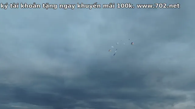 Bộ phim Đảo ấu trùng 2020 Vietsub HD - PhimMoiHot Bộ phim Đảo ấu trùng 2020 Vietsub HD - PhimMoiHot