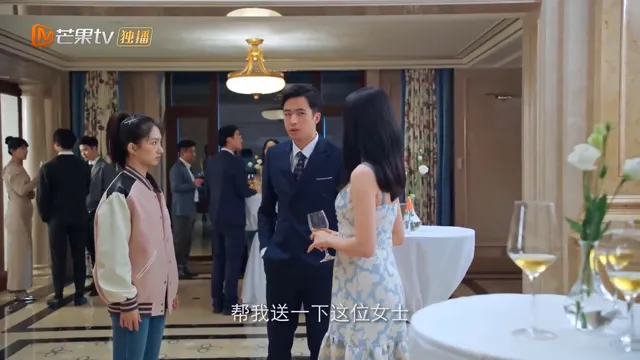 Xem Người Phụ Nữ Không Thể Chinh Phục tập 2 Lồng Tiếng tại PhimMoiHot Xem Người Phụ Nữ Không Thể Chinh Phục tập 2 Lồng Tiếng tại PhimMoiHot