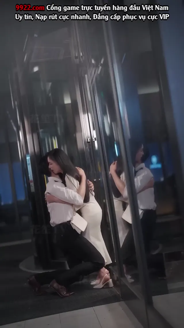 Hình ảnh phim Người Yêu Thù Gia trên PhimMoiHot Hình ảnh phim Người Yêu Thù Gia trên PhimMoiHot