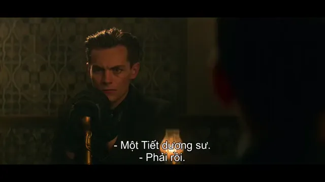 Hình ảnh Bóng Tối và Xương Trắng (Phần 1) tập 1 trên PhimMoiHot Hình ảnh Bóng Tối và Xương Trắng (Phần 1) tập 1 trên PhimMoiHot