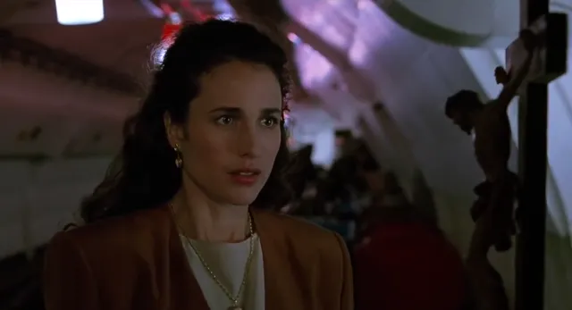 Hình ảnh Đạo Chích Hudson Hawk tập 1 trên PhimMoiHot Hình ảnh Đạo Chích Hudson Hawk tập 1 trên PhimMoiHot