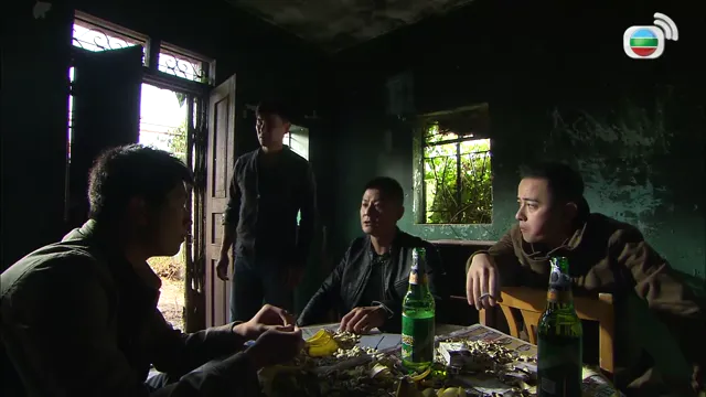 Cự Luân 2013 Vietsub HD - PhimMoiHot Cự Luân 2013 Vietsub HD - PhimMoiHot
