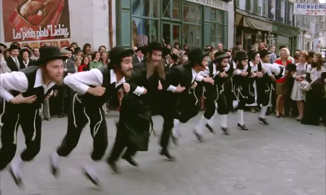 NHỮNG CUỘC PHIÊU LƯU CỦA GIÁO SỸ JACOB 1973 Vietsub HD - PhimMoiHot NHỮNG CUỘC PHIÊU LƯU CỦA GIÁO SỸ JACOB 1973 Vietsub HD - PhimMoiHot