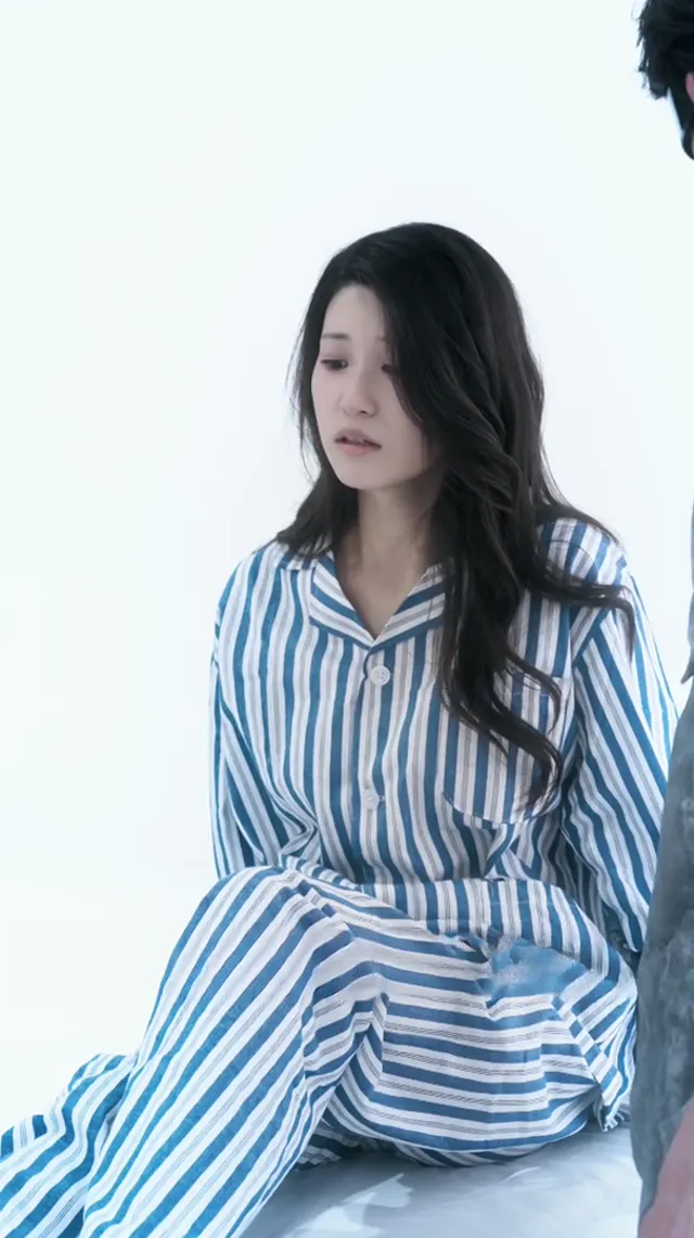 Tiểu Thư Báo Thù Sau Khi Tái Sinh tập 1 Vietsub HD - PhimMoiHot Tiểu Thư Báo Thù Sau Khi Tái Sinh tập 1 Vietsub HD - PhimMoiHot