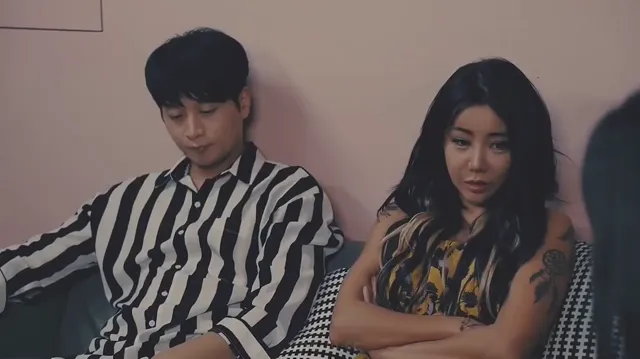 Nhật Ký Của Cô Nữ Sinh Váy Đỏ 2021 Vietsub HD - PhimMoiHot Nhật Ký Của Cô Nữ Sinh Váy Đỏ 2021 Vietsub HD - PhimMoiHot