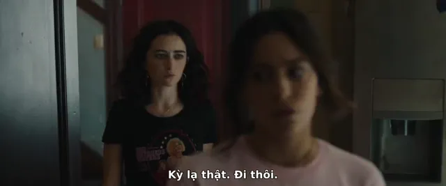 Hình ảnh phim Torn Hearts trên PhimMoiHot Hình ảnh phim Torn Hearts trên PhimMoiHot