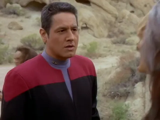 Hình ảnh Star Trek: Voyager (Phần 3) tập 23 trên PhimMoiHot Hình ảnh Star Trek: Voyager (Phần 3) tập 23 trên PhimMoiHot