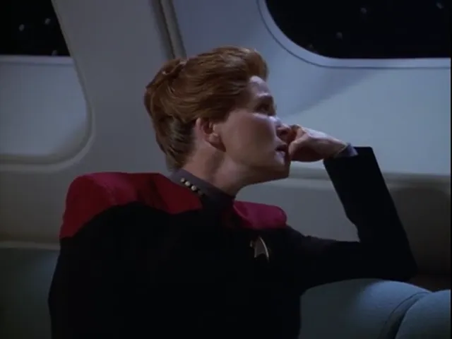 Hình ảnh Star Trek: Voyager (Phần 1) tập 15 trên PhimMoiHot Hình ảnh Star Trek: Voyager (Phần 1) tập 15 trên PhimMoiHot