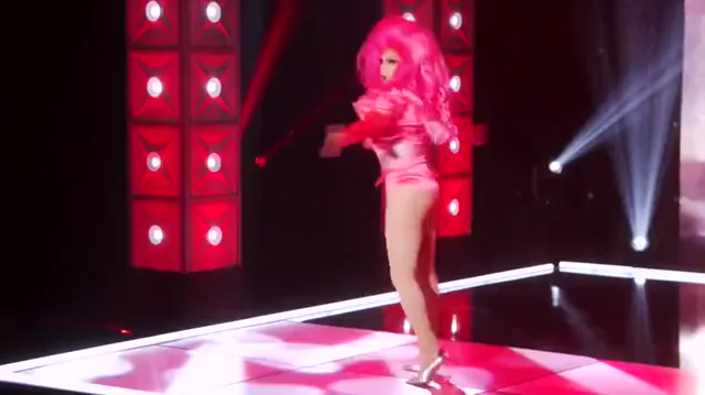 RuPaul’s Drag Race – Cuộc chiến giày cao gót: Hậu trường (Phần 13) tập 1 Vietsub HD - PhimMoiHot RuPaul’s Drag Race – Cuộc chiến giày cao gót: Hậu trường (Phần 13) tập 1 Vietsub HD - PhimMoiHot