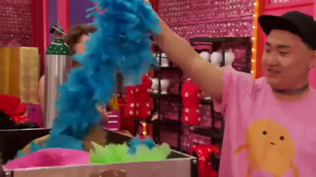 Hình ảnh Rupaul’s Drag Race – Cuộc chiến giày cao gót (Phần 11) tập 1 trên PhimMoiHot Hình ảnh Rupaul’s Drag Race – Cuộc chiến giày cao gót (Phần 11) tập 1 trên PhimMoiHot