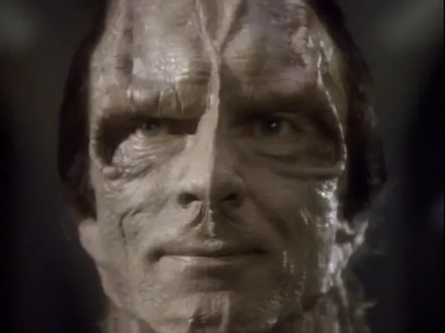 Hình ảnh Star Trek: Deep Space Nine tập 13 trên PhimMoiHot Hình ảnh Star Trek: Deep Space Nine tập 13 trên PhimMoiHot