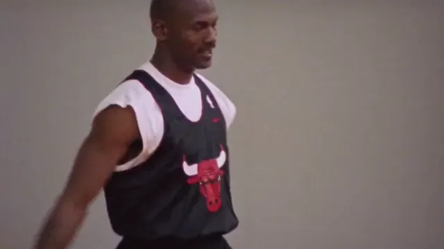 Xem Michael Jordan: Mùa giải cuối cùng tập 1 Vietsub tại PhimMoiHot Xem Michael Jordan: Mùa giải cuối cùng tập 1 Vietsub tại PhimMoiHot