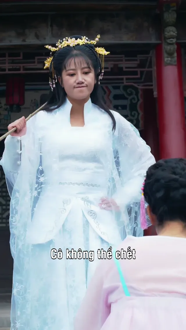 Cô Gái Xấu Xí Lạc Vô Ưu (Cô Gái Xấu Xí Hung Hăng Làm Loạn Thiên Hạ) 2025 Vietsub HD - PhimMoiHot Cô Gái Xấu Xí Lạc Vô Ưu (Cô Gái Xấu Xí Hung Hăng Làm Loạn Thiên Hạ) 2025 Vietsub HD - PhimMoiHot