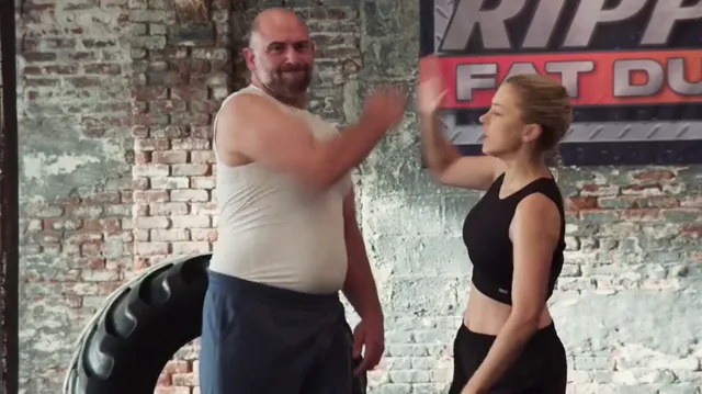 Xem Iliza Shlesinger: Hài kịch ngắn tập 6 Vietsub tại PhimMoiHot Xem Iliza Shlesinger: Hài kịch ngắn tập 6 Vietsub tại PhimMoiHot