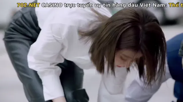 Hoa Hồng Thời Gian Trong Gió tập 13 Vietsub HD - PhimMoiHot Hoa Hồng Thời Gian Trong Gió tập 13 Vietsub HD - PhimMoiHot
