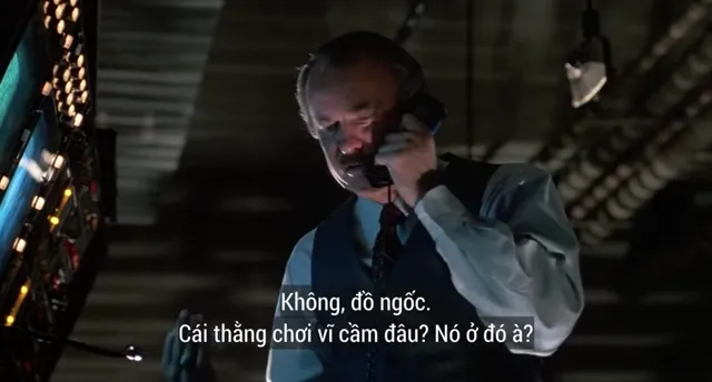 Hình ảnh phim Người Đàn Ông Đi Giày Đỏ trên PhimMoiHot Hình ảnh phim Người Đàn Ông Đi Giày Đỏ trên PhimMoiHot
