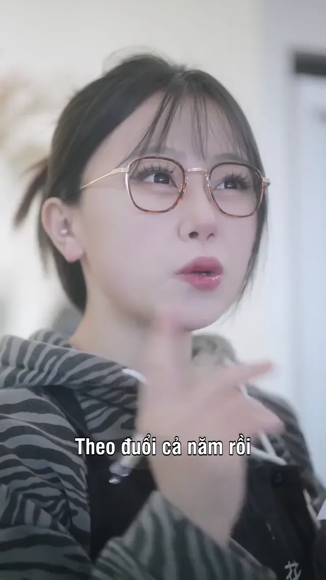 Vợ Tôi Quá Mang Lại May Mắn tập 21 Vietsub HD - PhimMoiHot Vợ Tôi Quá Mang Lại May Mắn tập 21 Vietsub HD - PhimMoiHot