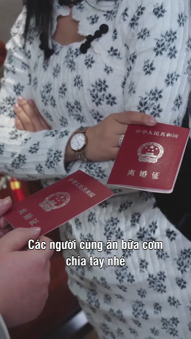 Tuổi Trung Niên Chết Tiệt tập 3 Vietsub HD - PhimMoiHot Tuổi Trung Niên Chết Tiệt tập 3 Vietsub HD - PhimMoiHot