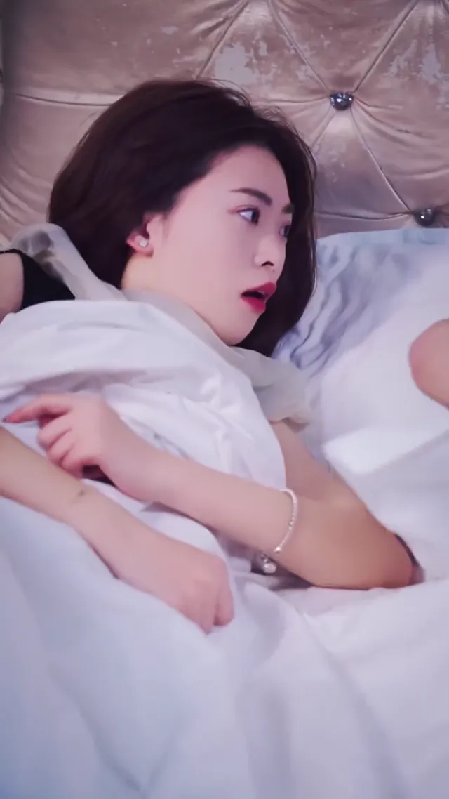 Xem Thiên Sư Xuống Núi: CEO Yêu Em tập 21 Vietsub tại PhimMoiHot Xem Thiên Sư Xuống Núi: CEO Yêu Em tập 21 Vietsub tại PhimMoiHot