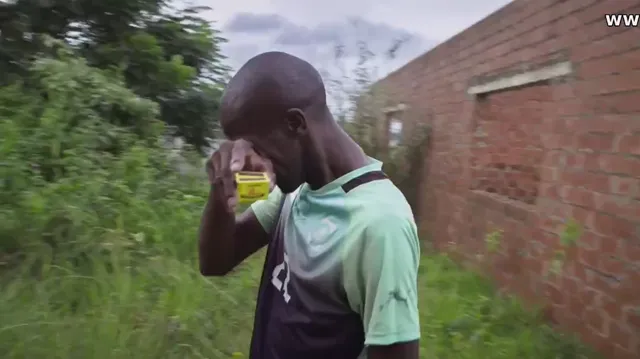 Senzo: Vụ sát hại ngôi sao bóng đá tập 5 Vietsub HD - PhimMoiHot Senzo: Vụ sát hại ngôi sao bóng đá tập 5 Vietsub HD - PhimMoiHot