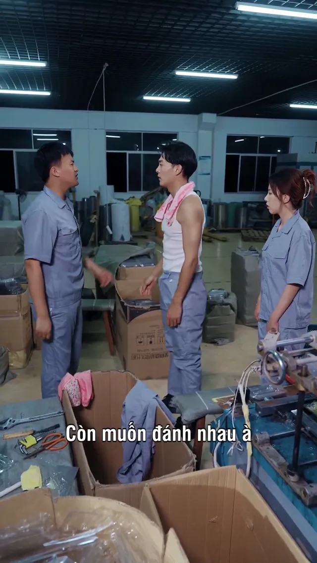 Hình ảnh Công Nhân Tỷ Phú tập 49 trên PhimMoiHot Hình ảnh Công Nhân Tỷ Phú tập 49 trên PhimMoiHot