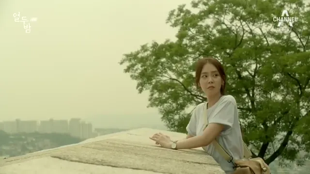 Mười Hai Đêm Bên Em 2018 Vietsub HD - PhimMoiHot Mười Hai Đêm Bên Em 2018 Vietsub HD - PhimMoiHot