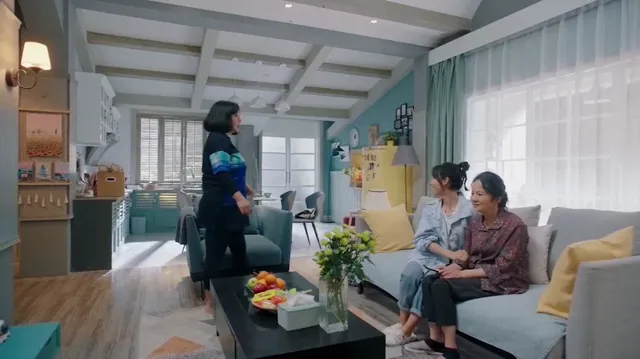 Hình ảnh phim Tiểu Thư Quạ Đen Và Tiên Sinh Thằn Lằn trên PhimMoiHot Hình ảnh phim Tiểu Thư Quạ Đen Và Tiên Sinh Thằn Lằn trên PhimMoiHot