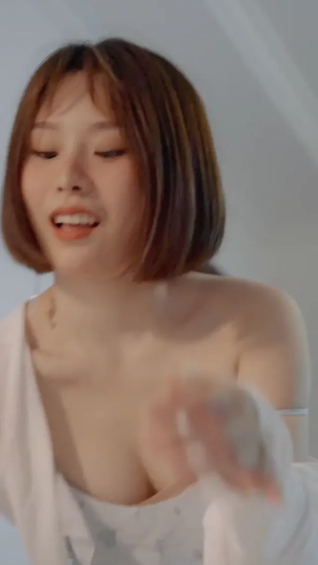 Thần Y: Bị Sáu Người Vợ Xinh Đẹp Vây Quanh tập 2 Vietsub HD - PhimMoiHot Thần Y: Bị Sáu Người Vợ Xinh Đẹp Vây Quanh tập 2 Vietsub HD - PhimMoiHot