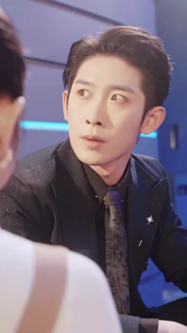 Sau 8 Năm Yêu Sai Người, Tôi Cuối Cùng Cũng Tỉnh Ngộ 2025 Vietsub HD - PhimMoiHot Sau 8 Năm Yêu Sai Người, Tôi Cuối Cùng Cũng Tỉnh Ngộ 2025 Vietsub HD - PhimMoiHot