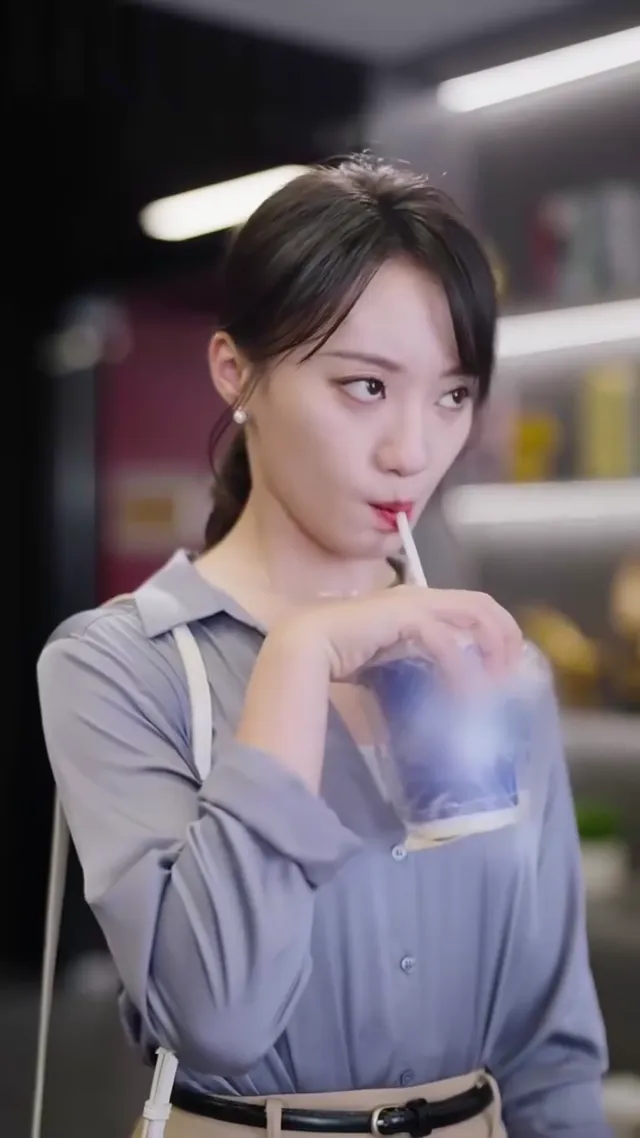 Hóa Ra Tôi Là Tình Đầu Của Ngôi Sao Điện Ảnh tập 2 Vietsub HD - PhimMoiHot Hóa Ra Tôi Là Tình Đầu Của Ngôi Sao Điện Ảnh tập 2 Vietsub HD - PhimMoiHot