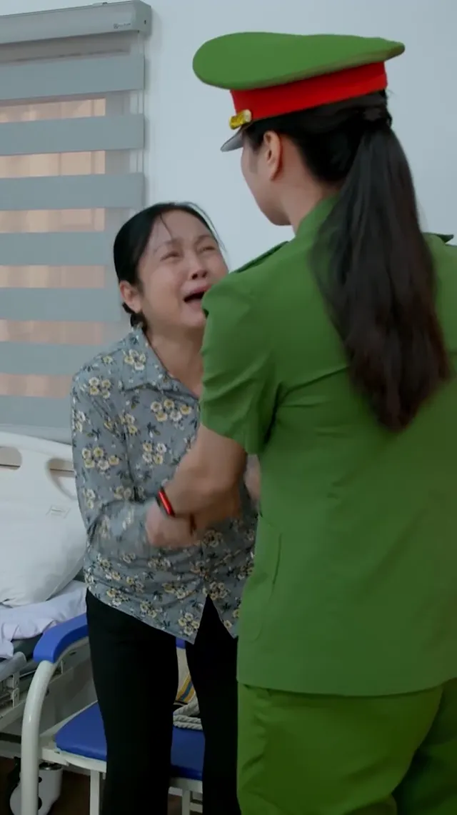 Hình ảnh Người Vợ Đáng Thương tập 49 trên PhimMoiHot Hình ảnh Người Vợ Đáng Thương tập 49 trên PhimMoiHot