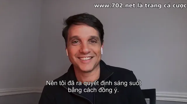 Hình ảnh Võ đường Cobra Kai – Tiệc hậu tập 1 trên PhimMoiHot Hình ảnh Võ đường Cobra Kai – Tiệc hậu tập 1 trên PhimMoiHot
