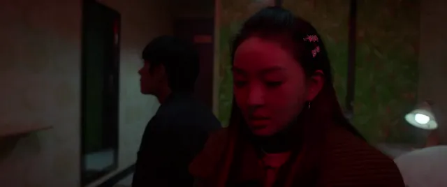 Hình ảnh phim Bên Trong Mây Trắng trên PhimMoiHot Hình ảnh phim Bên Trong Mây Trắng trên PhimMoiHot