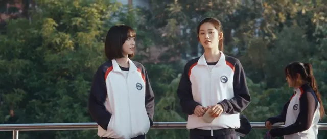 Xem Dưới Tán Cây Có Ngôi Nhà Mái Đỏ tập 21 Vietsub tại PhimMoiHot Xem Dưới Tán Cây Có Ngôi Nhà Mái Đỏ tập 21 Vietsub tại PhimMoiHot