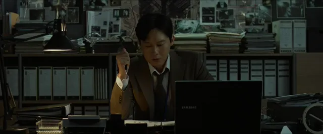 Hình ảnh phim Phi Vụ Tiền Bẩn trên PhimMoiHot Hình ảnh phim Phi Vụ Tiền Bẩn trên PhimMoiHot