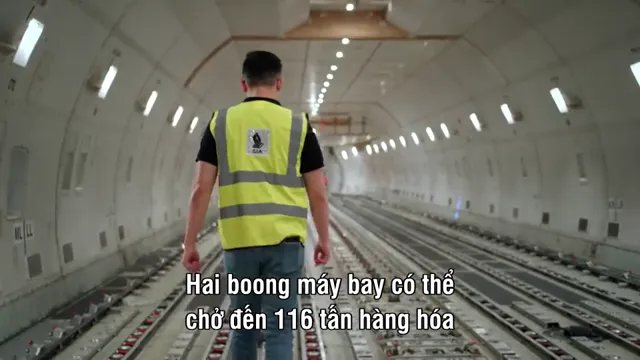 Xem Premium Rush: Bên Trong Kho Hàng Không Singapore tập 1 Vietsub tại PhimMoiHot Xem Premium Rush: Bên Trong Kho Hàng Không Singapore tập 1 Vietsub tại PhimMoiHot
