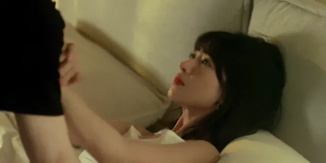 Hình ảnh Ôm Nhau Trong Đêm Tối tập 13 trên PhimMoiHot Hình ảnh Ôm Nhau Trong Đêm Tối tập 13 trên PhimMoiHot
